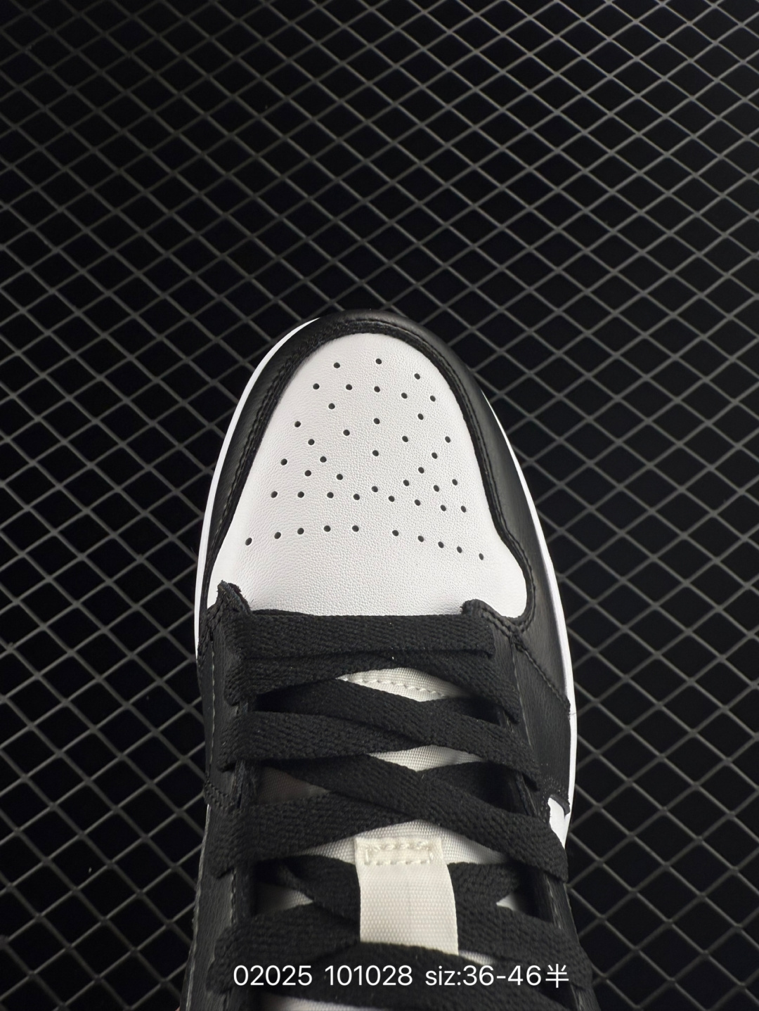 Air Jordan 1 Mid AJ1